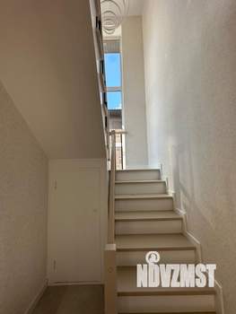 Дом 180м², 2-этажный, участок 8 сот.  