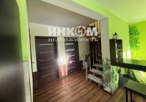 Дом 120м&sup2;, 2-этажный, участок 7 сот.  