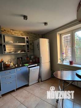 Таунхаус 180м², 3-этажный, участок 3 сот.  