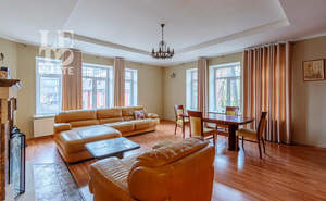 Дом 472м², 4-этажный, участок 8 сот.  