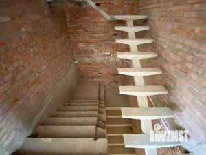 Таунхаус 200м², 3-этажный, участок 1 сот.  