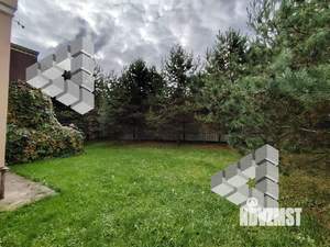 Коттедж 300м², 3-этажный, участок 12 сот.  