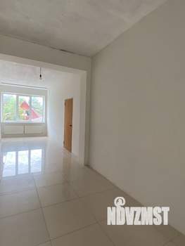 Коттедж 733м&sup2;, 3-этажный, участок 20 сот.  