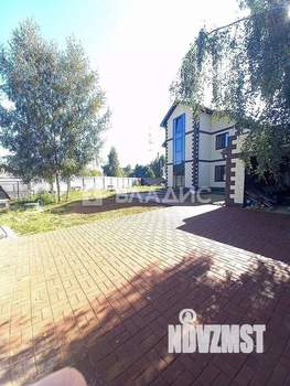 Дом 315м&sup2;, 3-этажный, участок 10 сот.  