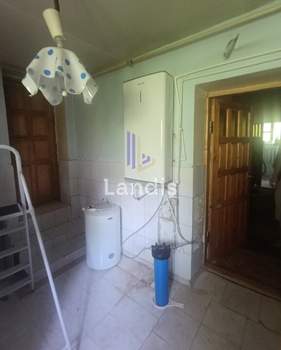 Дом 370м², 2-этажный, участок 15 сот.  