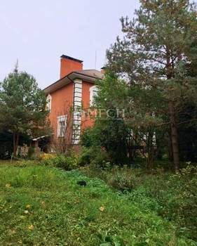 Дом 451м², 3-этажный, участок 28 сот.  