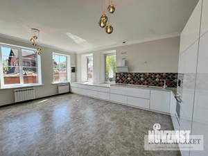 Дом 520м², 4-этажный, участок 30 сот.  
