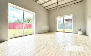 Дом 150м², 1-этажный, участок 8 сот.  
