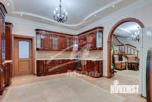 Дом 611м², 4-этажный, участок 22 сот.  
