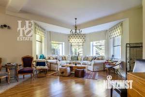 Дом 406м², 2-этажный, участок 35 сот.  