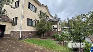 Таунхаус 216м&sup2;, 2-этажный, участок 5 сот.  