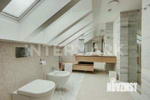 Коттедж 480м², 2-этажный, участок 60 сот.  