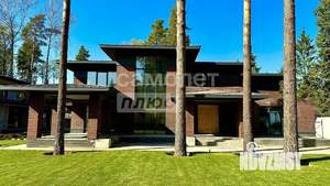 Дом 550м², 2-этажный, участок 21 сот.  