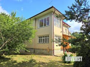 Коттедж 350м², 3-этажный, участок 12 сот.  