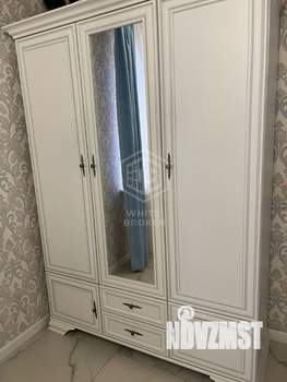 Дом 240м², 2-этажный, участок 8 сот.  