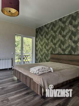 Дом 240м², 2-этажный, участок 14 сот.  