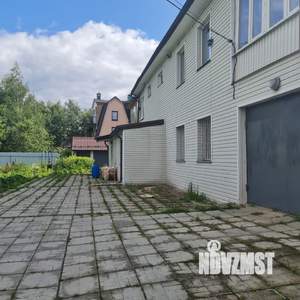 Коттедж 600м², 4-этажный, участок 15 сот.  
