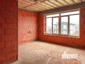 Дом 220м&sup2;, 2-этажный, участок 6 сот.  