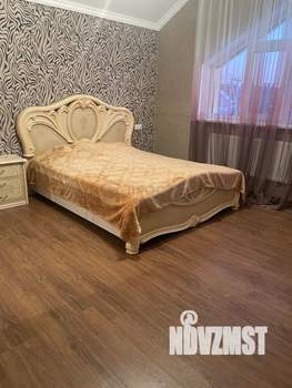 Дом 217м², 2-этажный, участок 8 сот.  