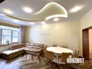 Дача 250м², 3-этажный, участок 6 сот.  