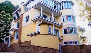 Дом 730м&sup2;, 3-этажный, участок 12 сот.  