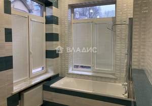 Дом 400м², 2-этажный, участок 10 сот.  