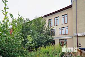 Таунхаус 270м², 4-этажный, участок 1 сот.  