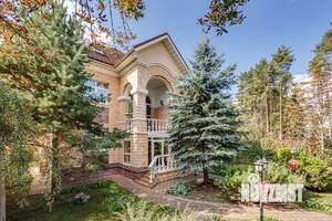 Дом 350м&sup2;, 3-этажный, участок 13 сот.  