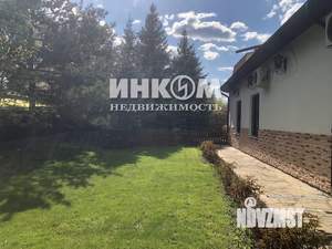 Дом 388м&sup2;, 3-этажный, участок 30 сот.  