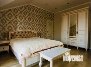 Коттедж 245м², 3-этажный, участок 6 сот.  