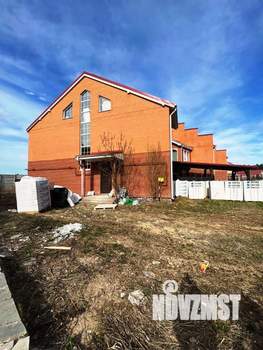 Таунхаус 310м², 3-этажный, участок 4 сот.  