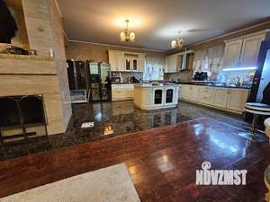 Дом 499м², 2-этажный, участок 15 сот.  