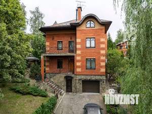 Дом 450м², 4-этажный, участок 11 сот.  