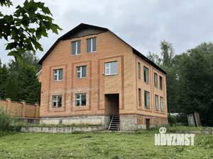 Дом 400м², 4-этажный, участок 430 сот.  