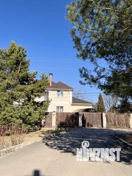 Дом 354м&sup2;, 2-этажный, участок 12 сот.  