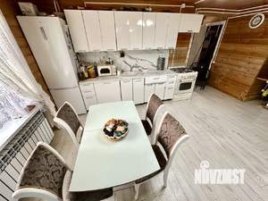 Дом 130м², 2-этажный, участок 10 сот.  