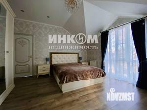 Дом 244м², 3-этажный, участок 6 сот.  