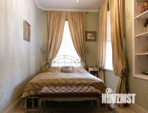 Коттедж 265м², 2-этажный, участок 18 сот.  