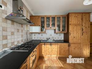 Коттедж 329м², 3-этажный, участок 15 сот.  