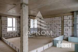 Таунхаус 249м², 3-этажный, участок 2 сот.  