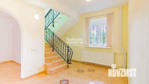 Коттедж 250м², 2-этажный, участок 12 сот.  
