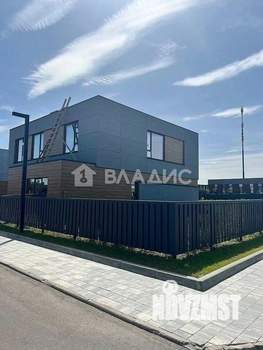 Дом 320м², 2-этажный, участок 18 сот.  