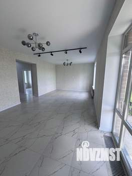 Дом 160м², 2-этажный, участок 5 сот.  