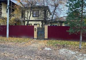 Дом 195м², 2-этажный, участок 6 сот.  