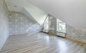 Дом 184м&sup2;, 2-этажный, участок 6 сот.  