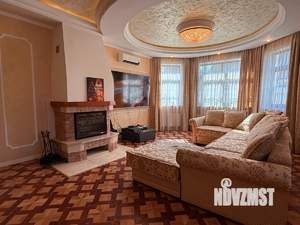 Коттедж 367м², 3-этажный, участок 11 сот.  