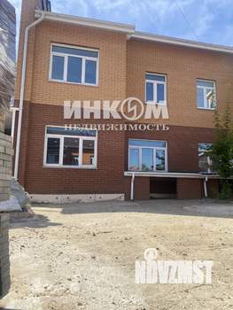 Таунхаус 195м², 3-этажный, участок 2 сот.  