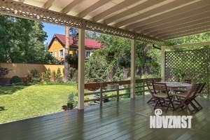 Дом 230м², 3-этажный, участок 9 сот.  