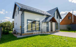 Дом 184м&sup2;, 2-этажный, участок 6 сот.  