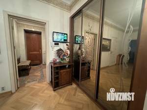 Коттедж 650м², 4-этажный, участок 12 сот.  